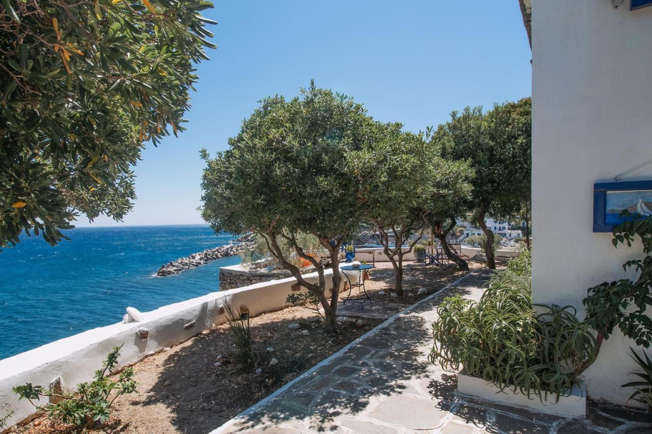 Agriolykos Pension Ágios Kírykos Exterior foto